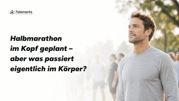 Läufer im Startbereich eines Halbmarathons am Morgen – Elektrolyte beim Halbmarathon